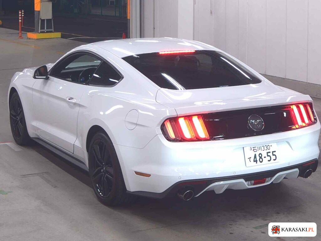 Ford Mustang 2016 z aukcji japońskiej