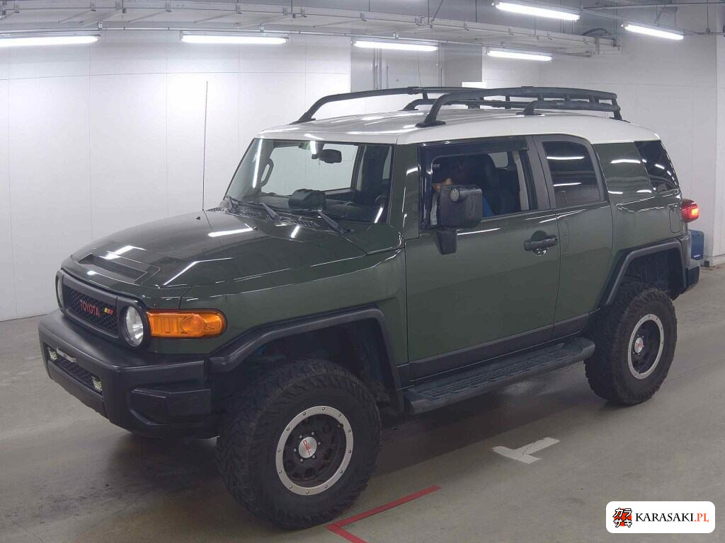 America Toyota FJ Cruiser 2011 z aukcji japońskiej