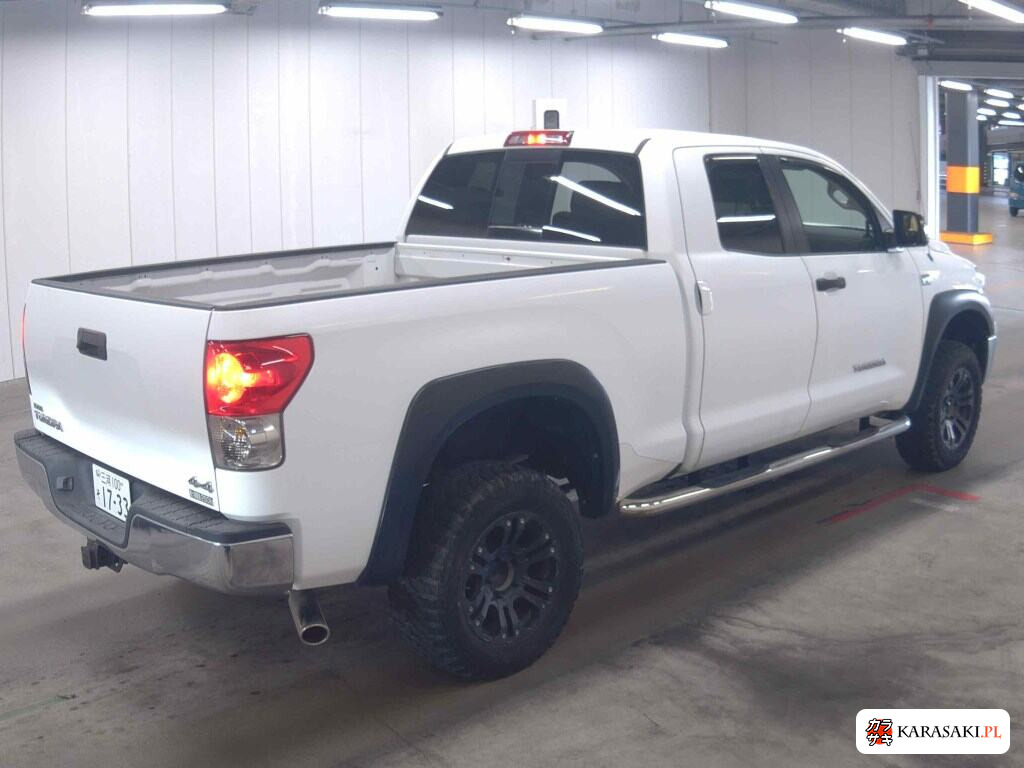 America Toyota Tundra 2011 z aukcji japońskiej