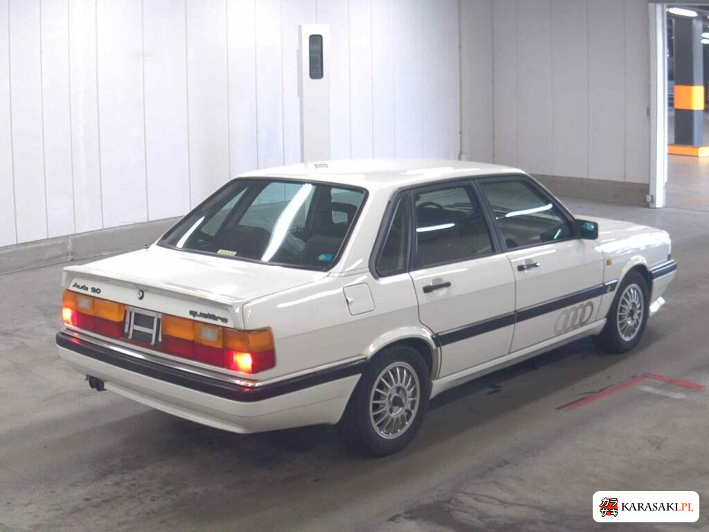 Audi 90 1986 z aukcji japońskiej