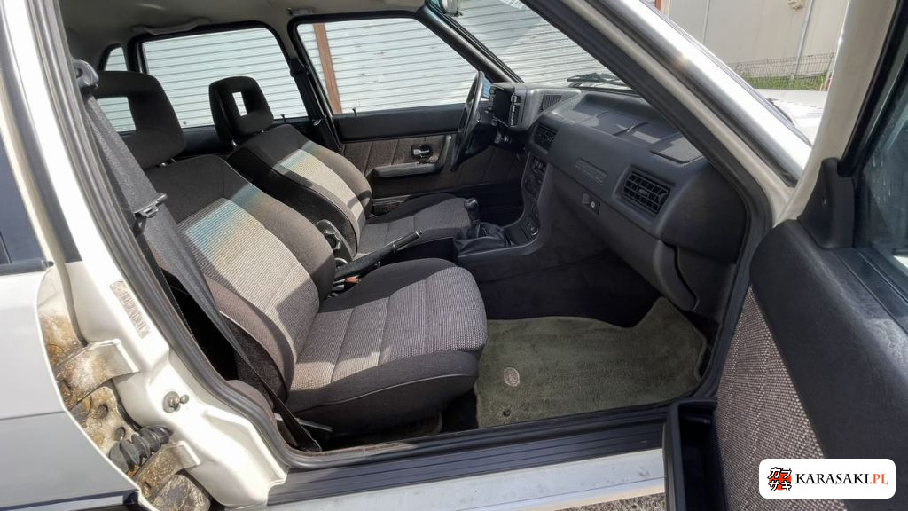 Audi 90 1986 z aukcji japońskiej