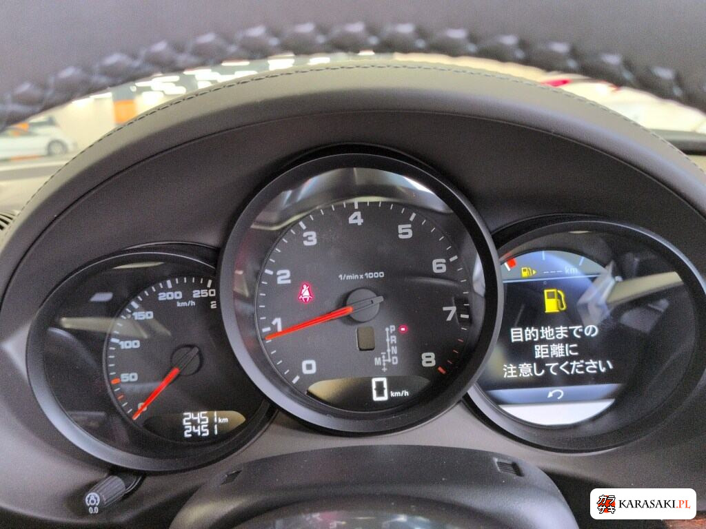 Porsche 718 Cayman 2025 z aukcji japońskiej