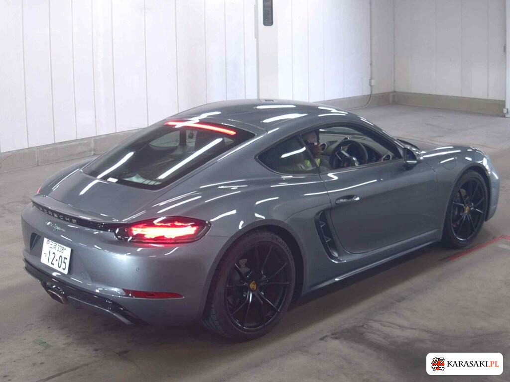 Porsche 718 Cayman 2025 z aukcji japońskiej