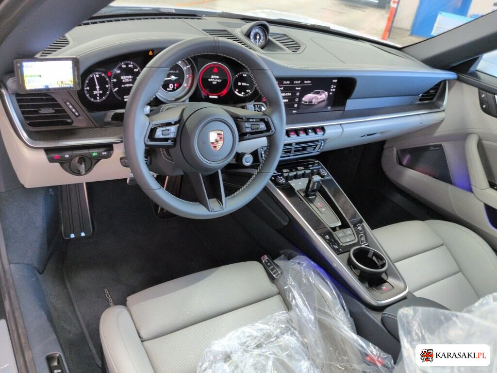 Porsche 911 2024 z aukcji japońskiej