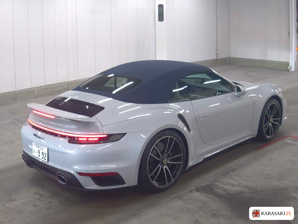 Porsche 911 2024 z aukcji japońskiej