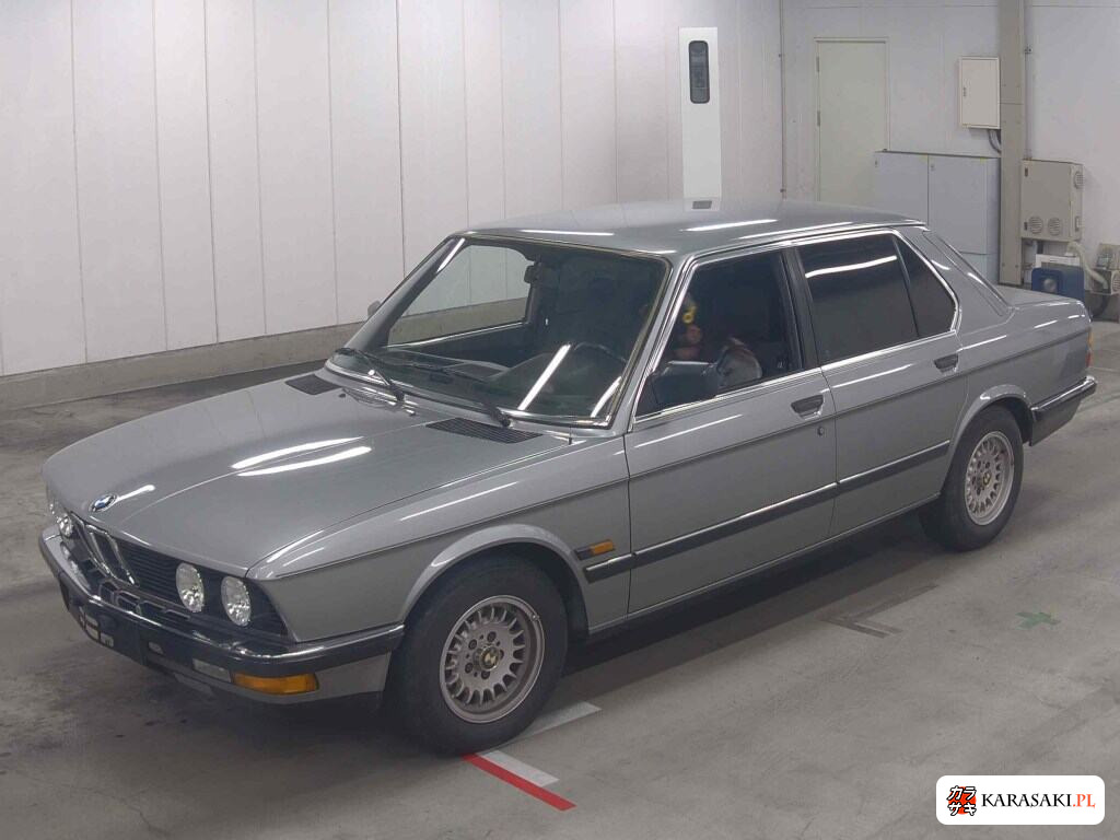 BMW 5 Series 1988 z aukcji japońskiej