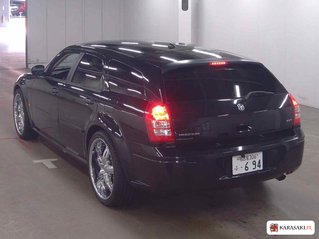 Dodge Magnum 2010 z aukcji japońskiej