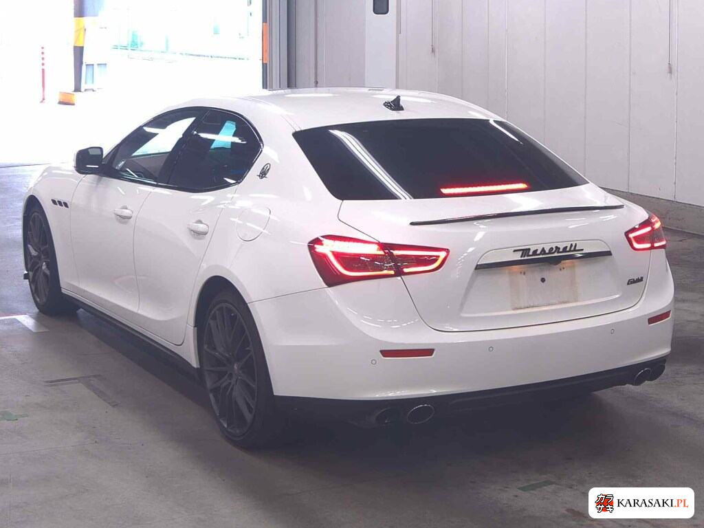 Maserati Ghibli 2016 z aukcji japońskiej