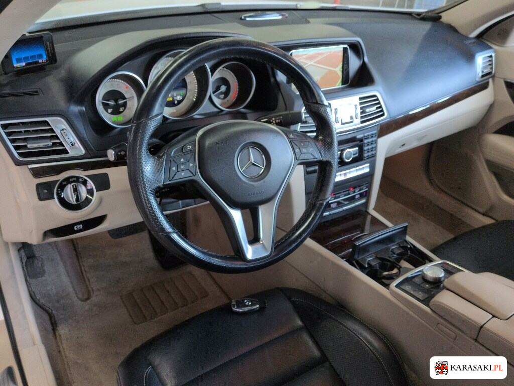 Mercedes-Benz E-Class 2014 z aukcji japońskiej