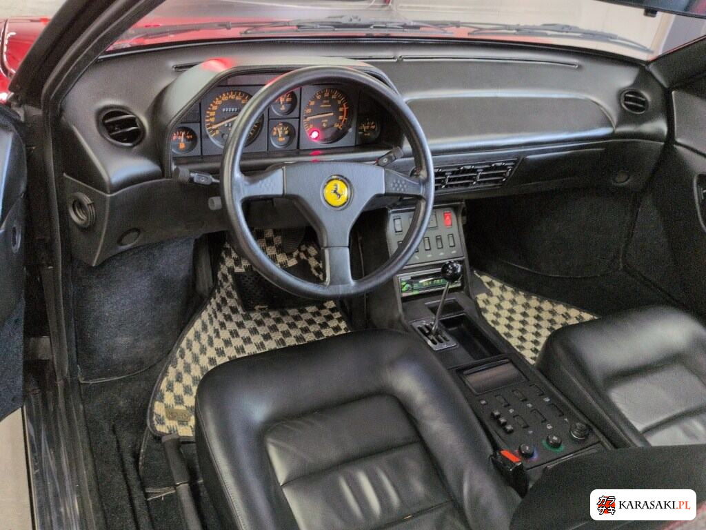 Ferrari Mondial 1989 z aukcji japońskiej