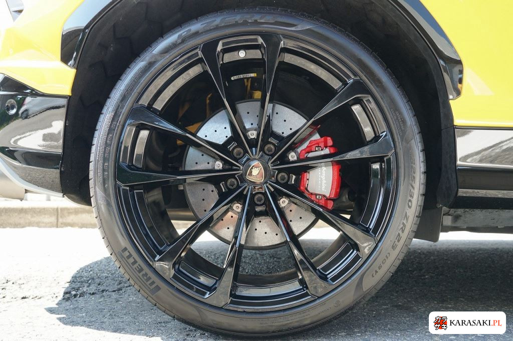 Lamborghini Urus 2020 z aukcji japońskiej
