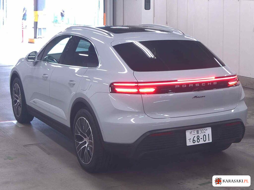 Porsche Macan 2025 z aukcji japońskiej