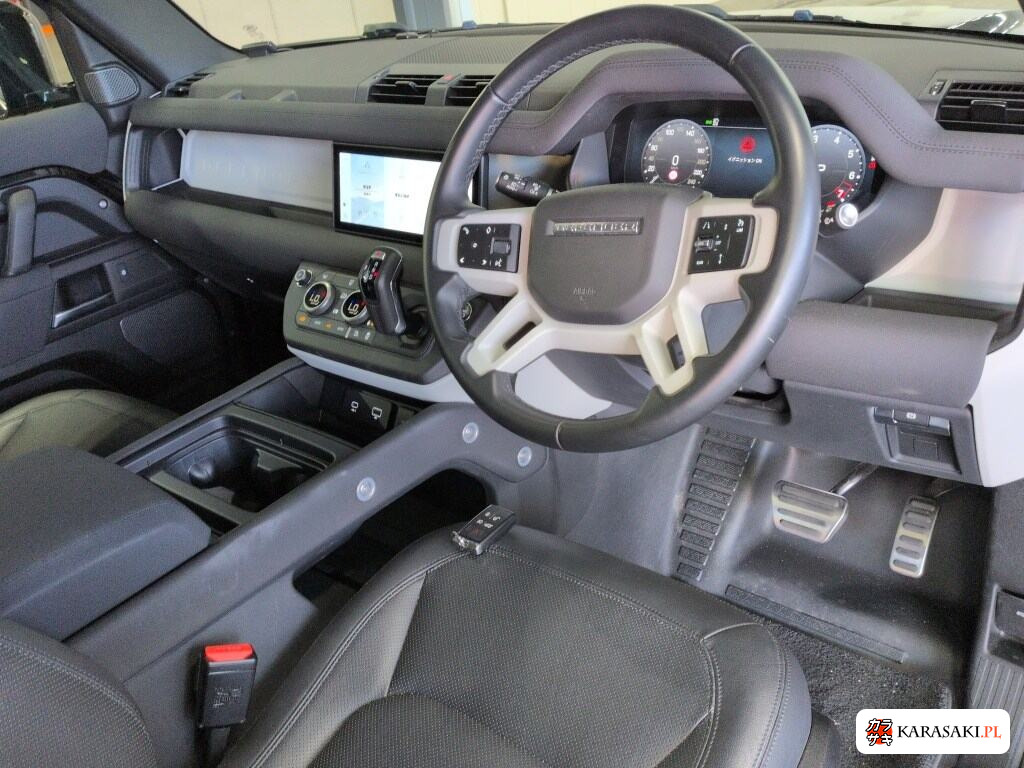 Land Rover Defender 2023 z aukcji japońskiej
