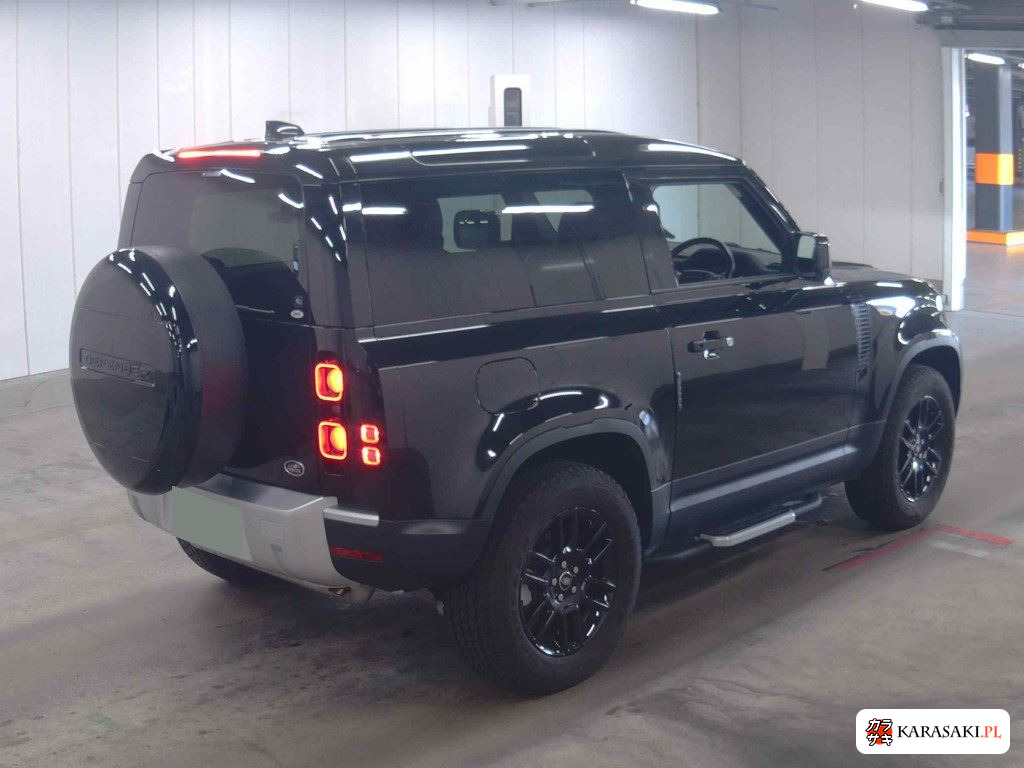 Land Rover Defender 2023 z aukcji japońskiej