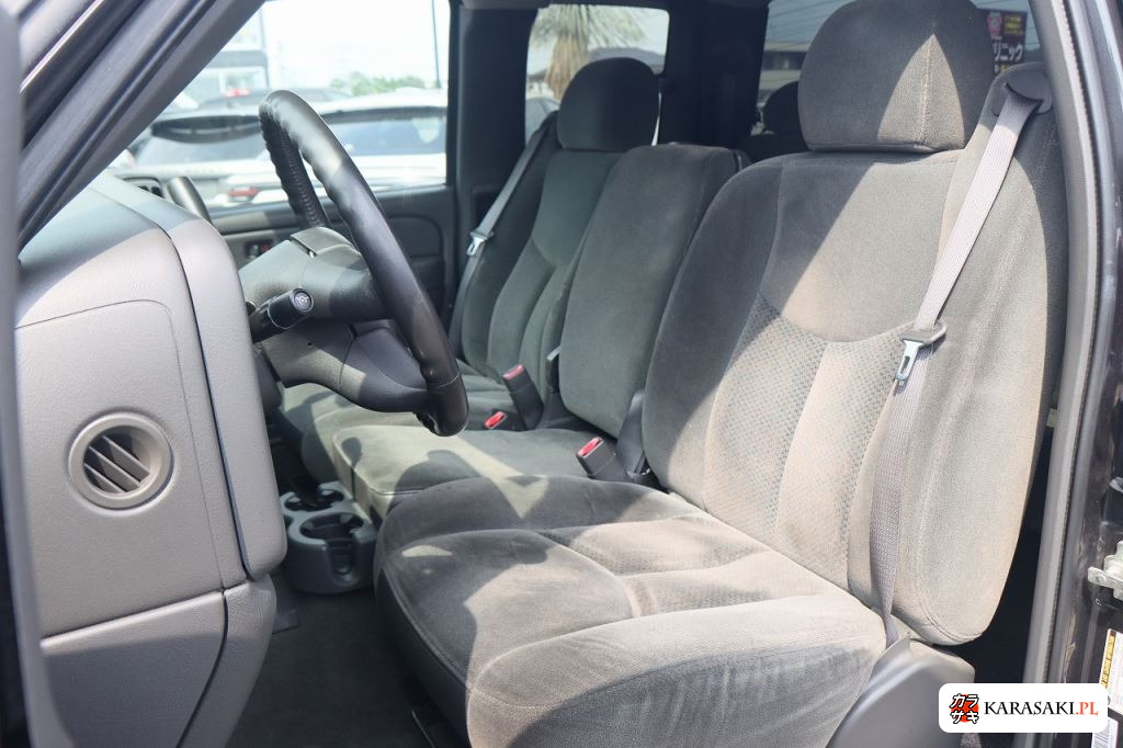 Chevrolet Silverado 2005 z aukcji japońskiej