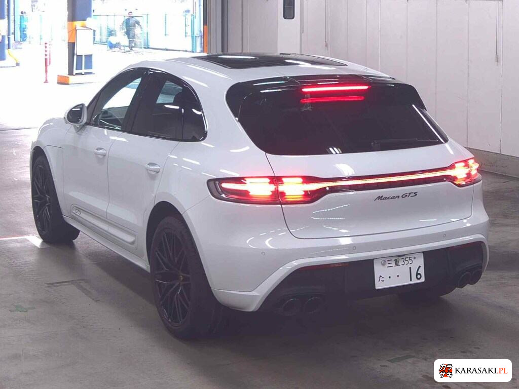 Porsche Macan 2022 z aukcji japońskiej