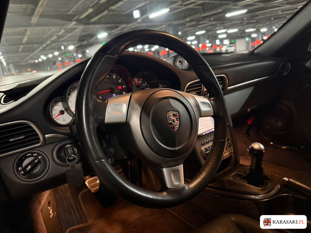 Porsche 911 2008 z aukcji japońskiej