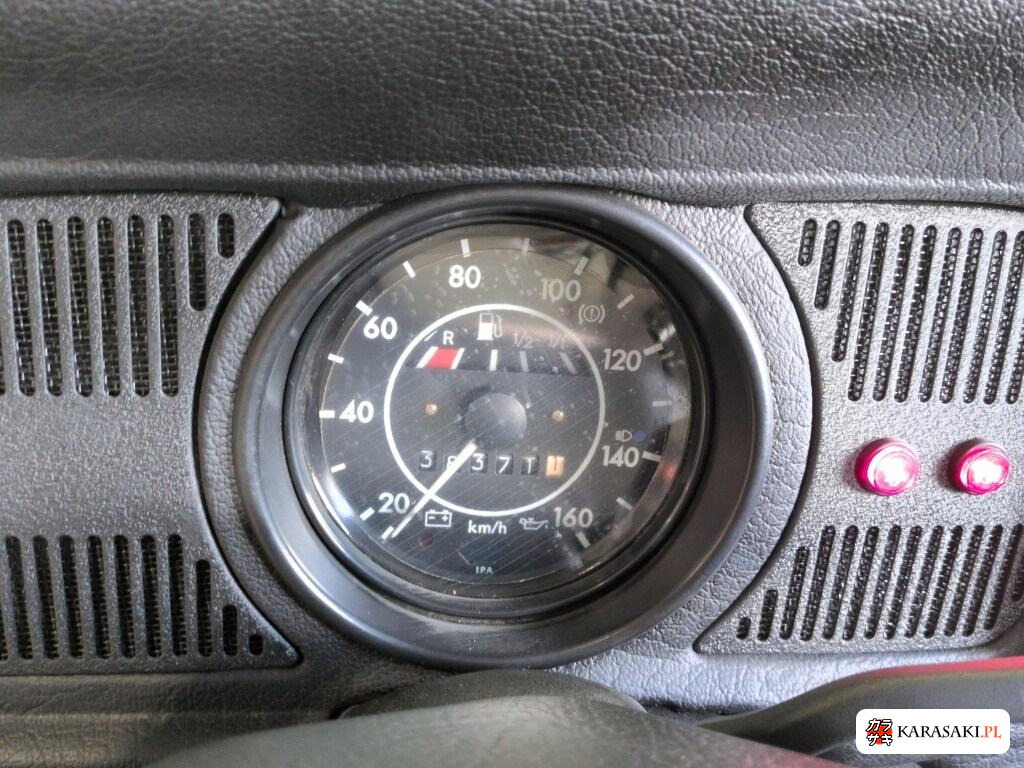 Volkswagen Beetle 2003 z aukcji japońskiej