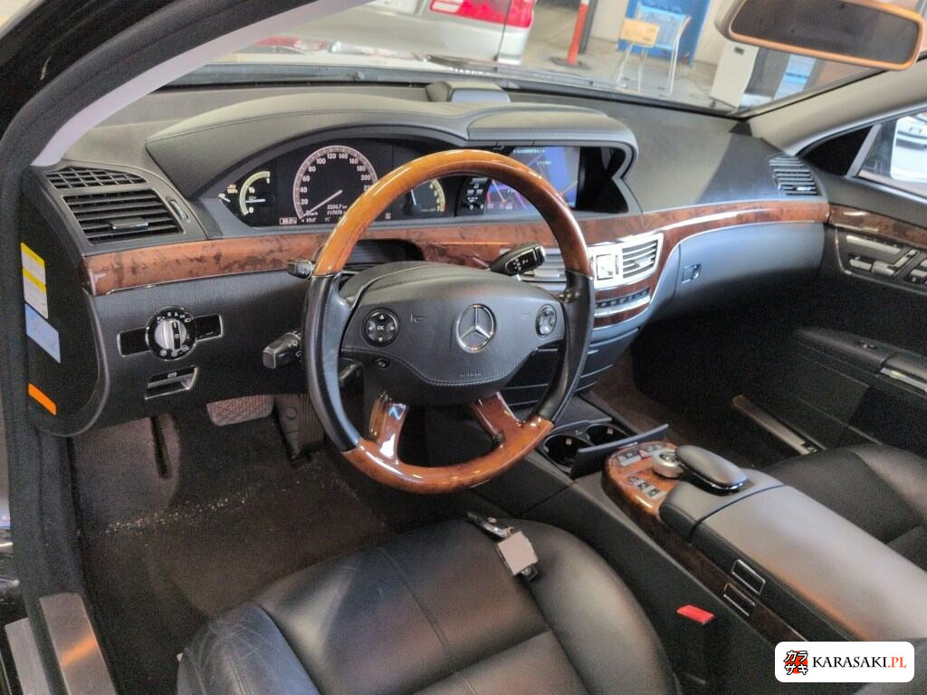 Mercedes-Benz S-Class 2009 z aukcji japońskiej