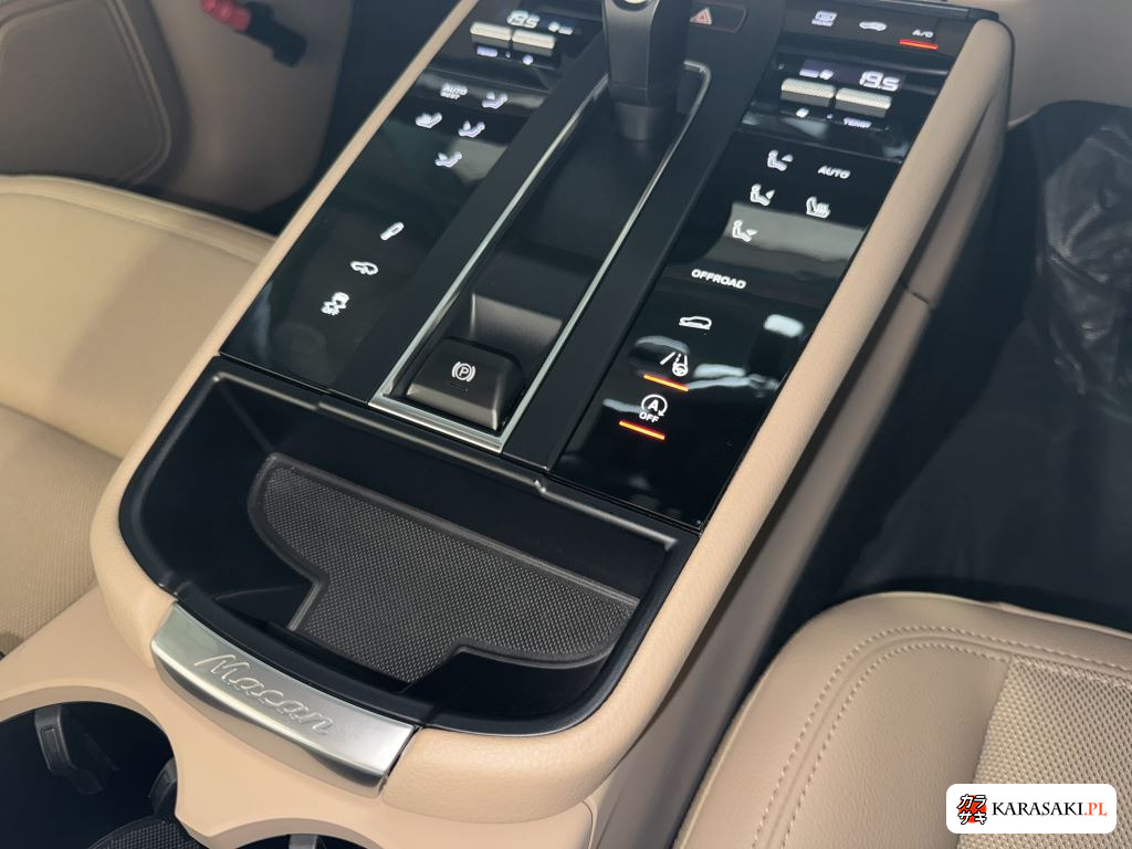 Porsche Macan 2023 z aukcji japońskiej