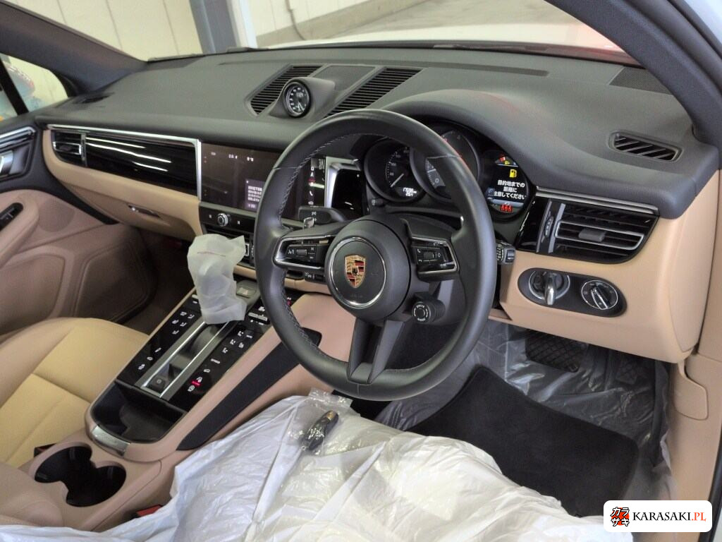 Porsche Macan 2023 z aukcji japońskiej