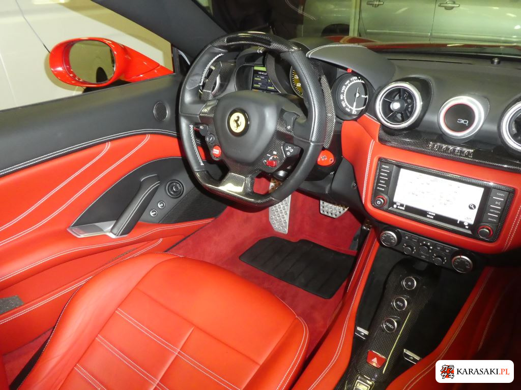Ferrari California T 2016 z aukcji japońskiej