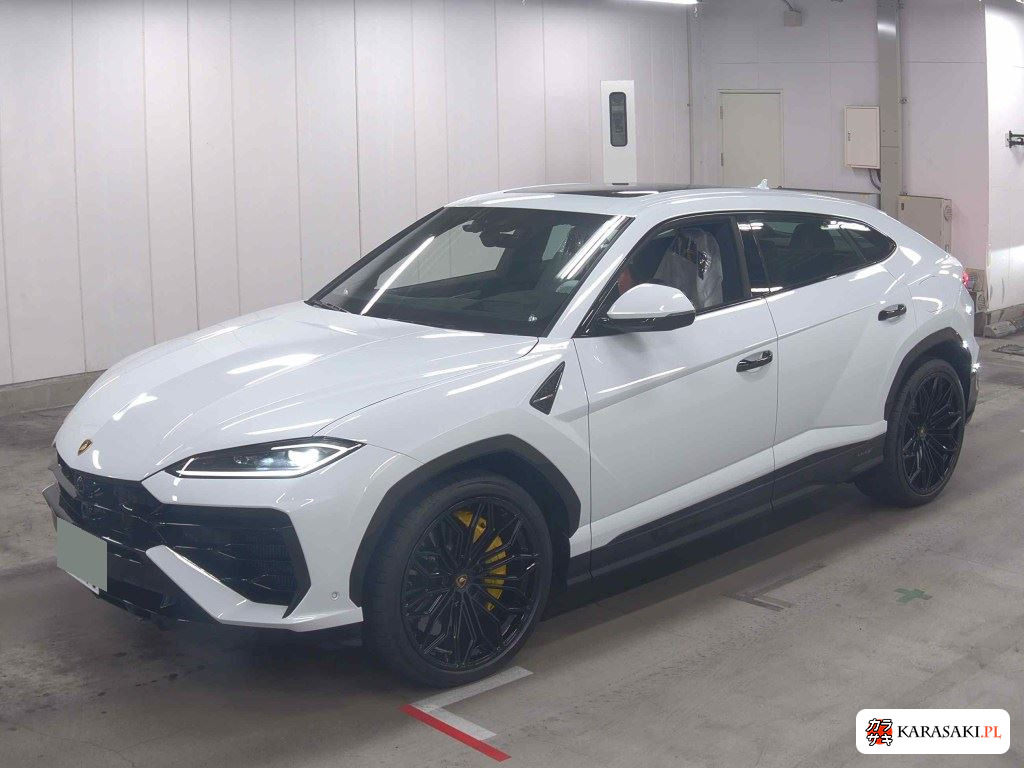Lamborghini Urus 2025 z aukcji japońskiej