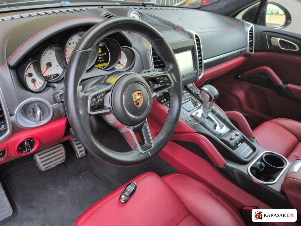 Porsche Cayenne 2015 z aukcji japońskiej