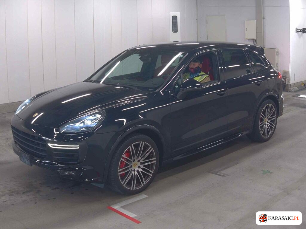 Porsche Cayenne 2015 z aukcji japońskiej