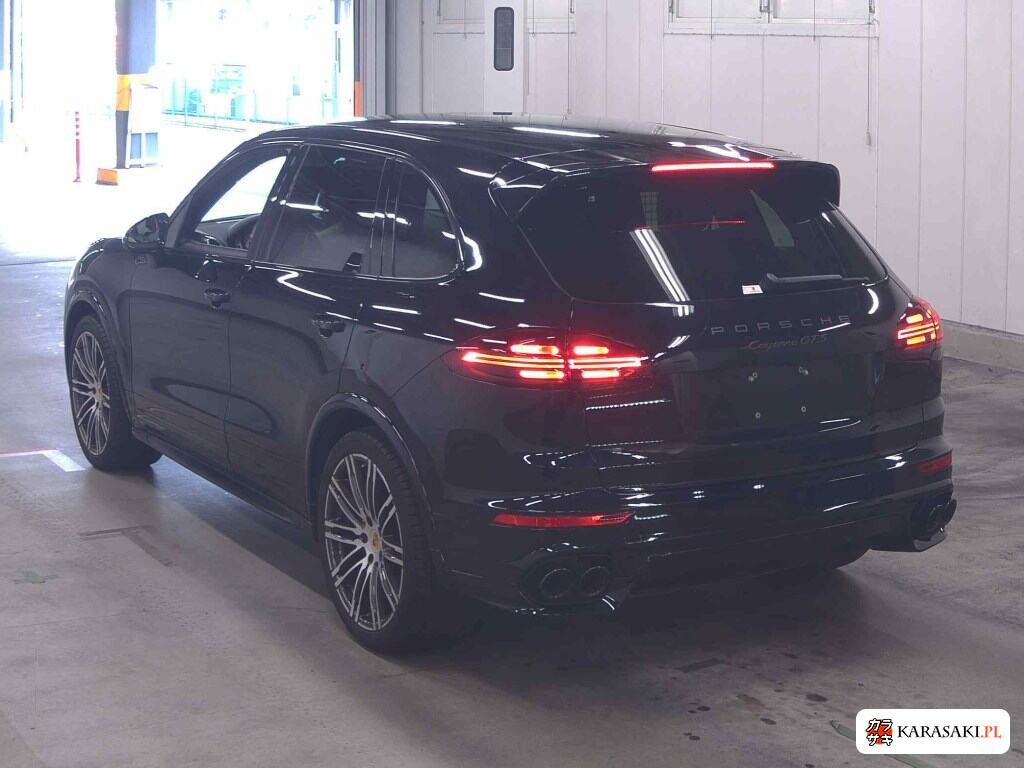 Porsche Cayenne 2015 z aukcji japońskiej