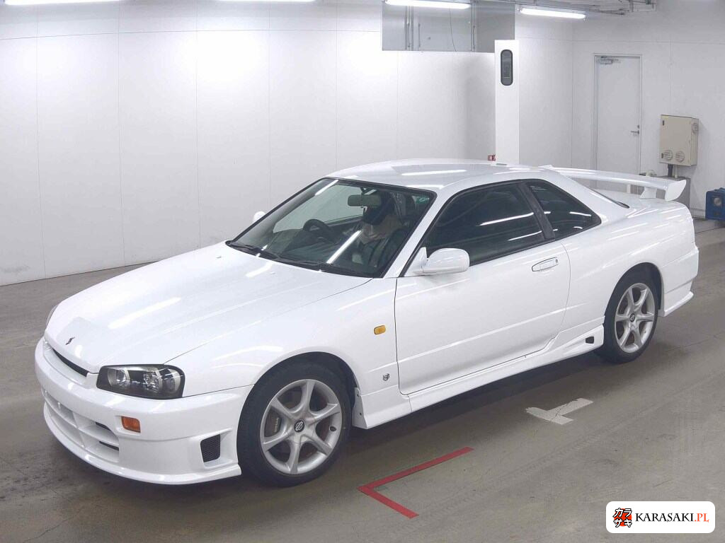 Nissan Skyline 1998 z aukcji japońskiej