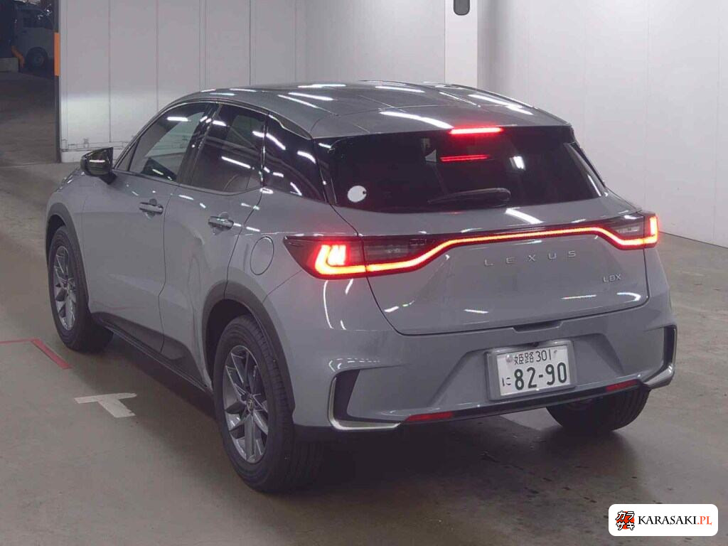 Lexus LBX 2024 z aukcji japońskiej