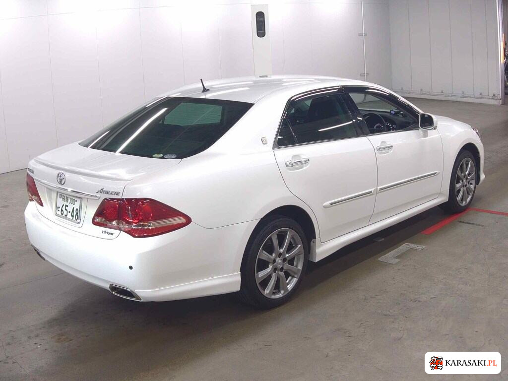 Toyota Crown 2008 z aukcji japońskiej