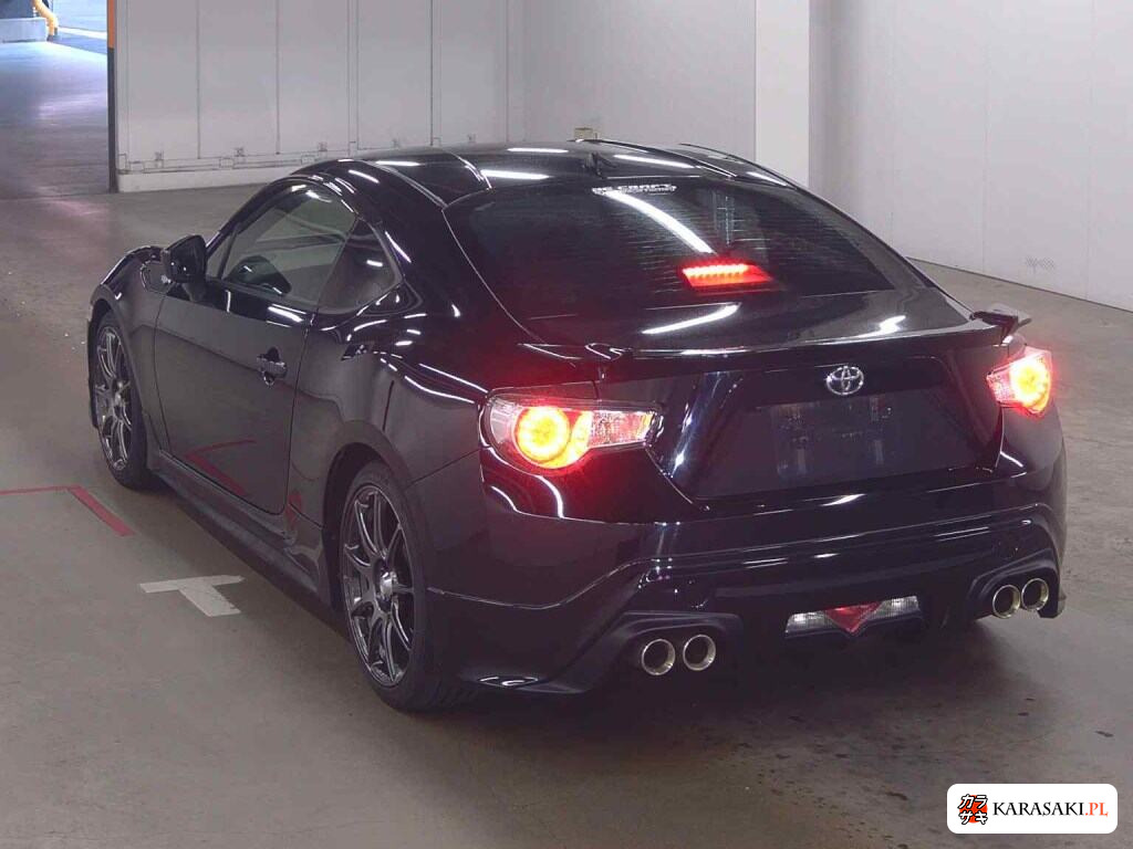 Toyota 86 2012 z aukcji japońskiej