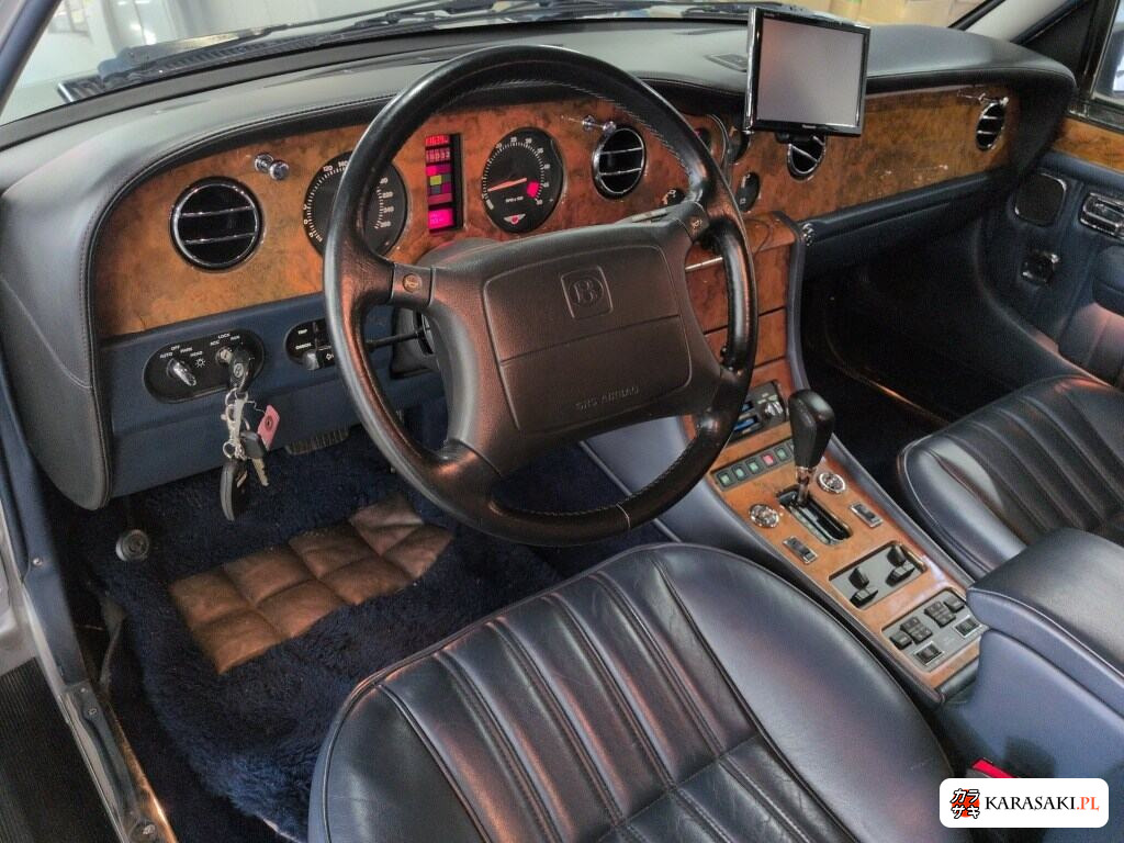 Bentley Brooklands 1998 z aukcji japońskiej