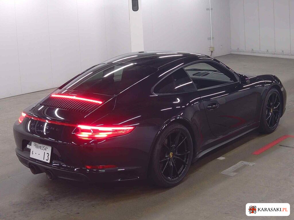 Porsche 911 2016 z aukcji japońskiej
