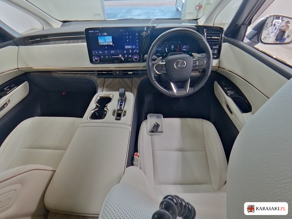 Lexus LM 2024 z aukcji japońskiej