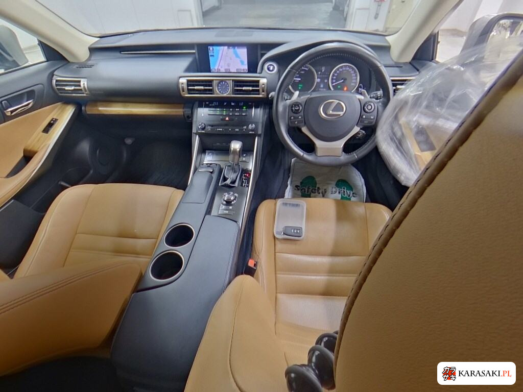 Lexus Is 2013 z aukcji japońskiej