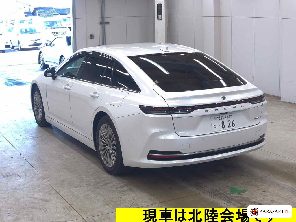 Toyota Crown 2024 z aukcji japońskiej