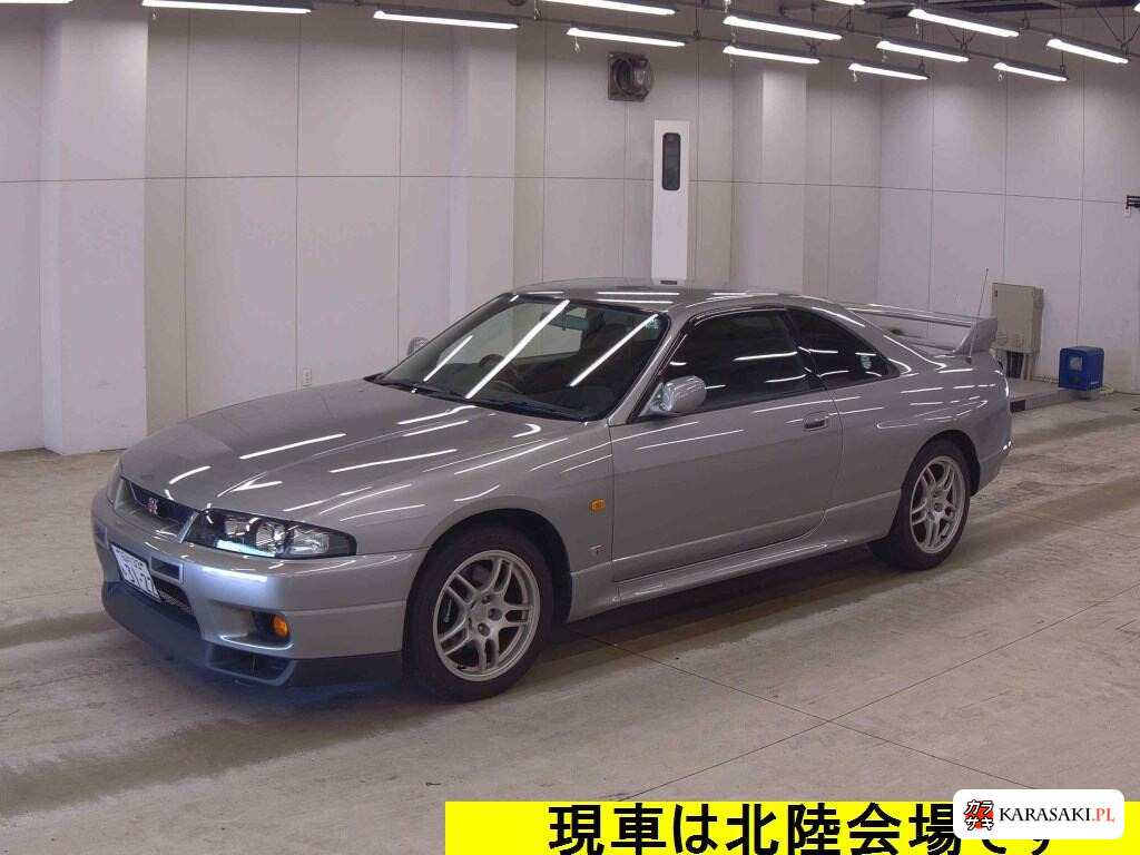 Nissan Skyline 1997 z aukcji japońskiej