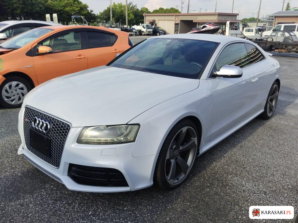 2011 Audi RS5 4WD Base Grade 3