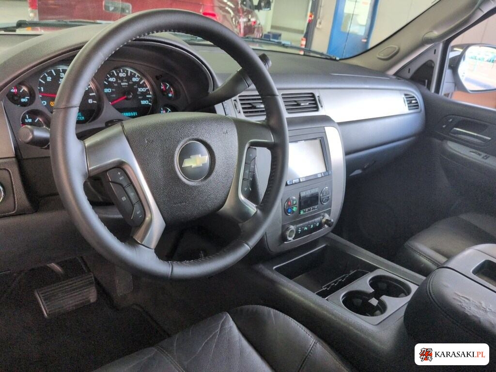 2015 Chevrolet Avalanche 4D 4WD 6