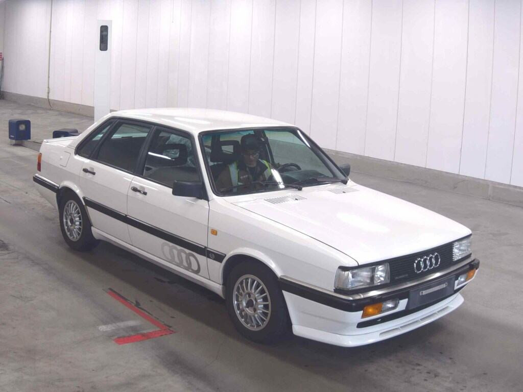 Audi 90 1986 z aukcji japońskiej