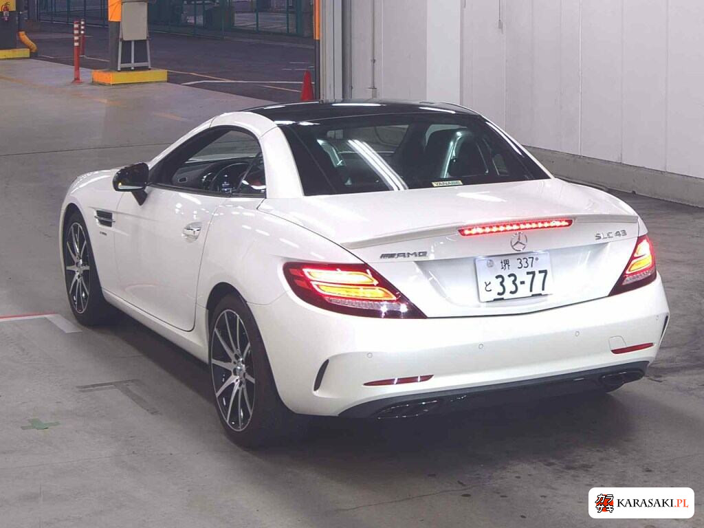 2017 Mercedes-AMG SLC SLC43 2