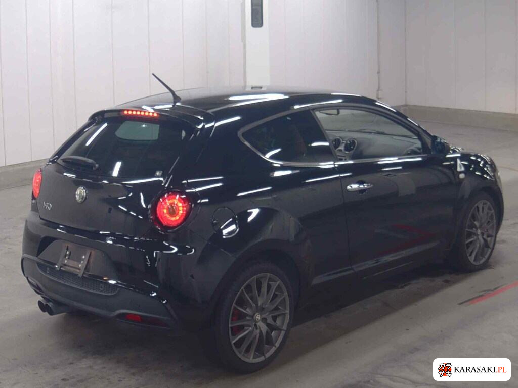 2011 Alfa Romeo Mito Quadrifoglio Verde 4