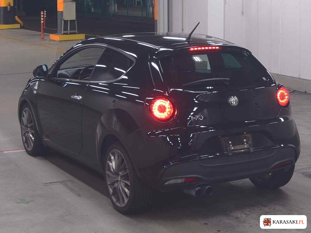 2011 Alfa Romeo Mito Quadrifoglio Verde 2