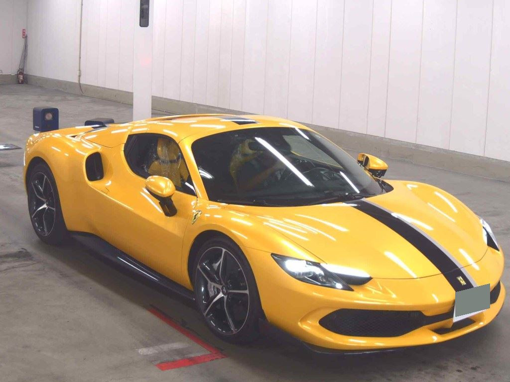 Ferrari 296GTS 2025 z aukcji japońskiej
