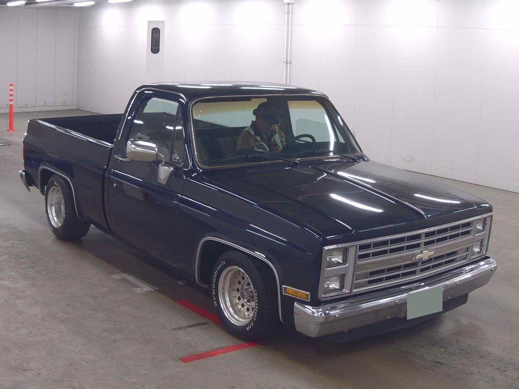 Chevrolet C-10 1994 z aukcji japońskiej