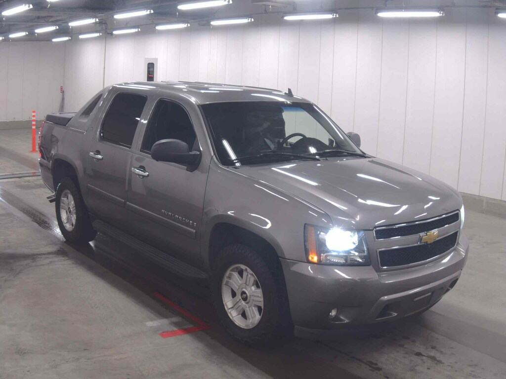 Chevrolet Avalanche 2012 z aukcji japońskiej