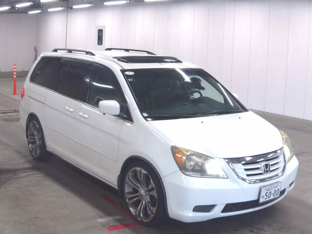 America Honda Odyssey 2011 z aukcji japońskiej
